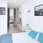  appartement avec 3 chambre(s) en location à Paris