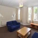 Rent 2 bedroom flat in Cardiff