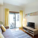 Rent 1 bedroom apartment in Porto