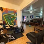 Rent 3 bedroom apartment in Albany