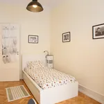 Rent 4 bedroom apartment in Lisbon