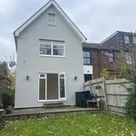 Rent 1 bedroom flat in Reigate and Banstead