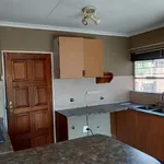 Rent 1 bedroom house in Roodepoort