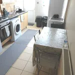 Rent 4 bedroom house in Cardiff