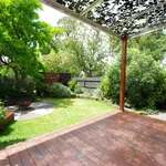 Rent 5 bedroom house in Bentleigh