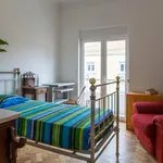 Rent 4 bedroom apartment in Lisbon