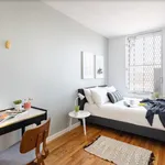 Rent 4 bedroom apartment in Harlem