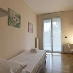 Rent 2 bedroom apartment of 95 m² in milan