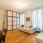 Rent 1 bedroom apartment of 37 m² in Paris