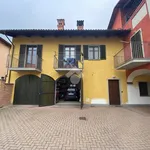 Affitto 2 camera casa di 91 m² in Piozzo