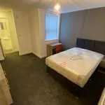 Rent 5 bedroom house in Coventry