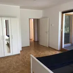 Miete 5 Schlafzimmer wohnung von 122 m² in Berlin