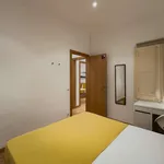 Rent a room of 110 m² in barcelona