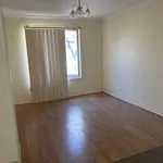 Rent 4 bedroom house in Roxby Downs