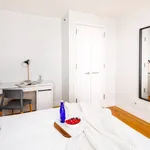 Rent 1 bedroom apartment in Bushwick