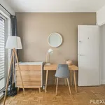 Appartement de 1227 m² avec 6 chambre(s) en location à Paris