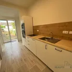 Pronajměte si 1 ložnic/e dům o rozloze 181 m² v Hodonín