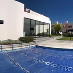 Rent 3 bedroom house of 150 m² in Queretaro