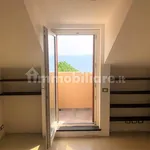 Rent 3 bedroom house of 90 m² in Genoa