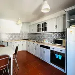 Rent 4 bedroom apartment in Coimbra