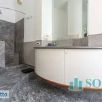 Rent 4 bedroom apartment of 134 m² in Milan