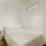 Rent 3 bedroom apartment of 90 m² in lisbon