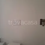 Rent 2 bedroom apartment of 85 m² in Genova