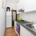 Rent a room of 92 m² in madrid