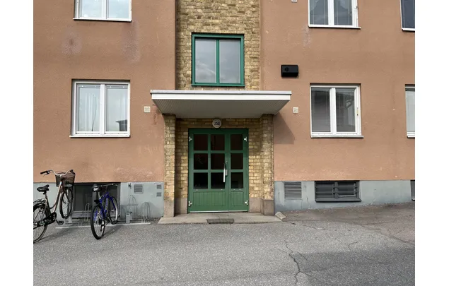 Hyr ett 2-rums lägenhet på 58 m² i Karlskoga