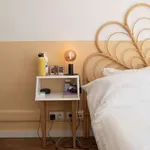 Rent a room in lisbon