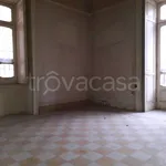 Rent 3 bedroom apartment of 105 m² in Napoli