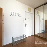 Pronajměte si 2 ložnic/e byt o rozloze 58 m² v Prague