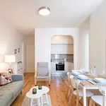 Rent 2 bedroom apartment of 60 m² in Porto