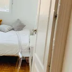 Rent a room of 120 m² in madrid