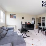 Appartement de 82 m² avec 3 chambre(s) en location à Savigny-le-Temple