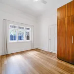 Rent 2 bedroom house in Petersham