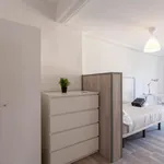 Alquilar 10 dormitorio apartamento en Valencia