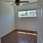 Rent 1 bedroom apartment of 400 m² in San Diego