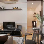 Appartement de 40 m² avec 3 chambre(s) en location à Paris