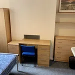 Rent 4 bedroom flat in Wales