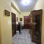 Affitto 4 camera appartamento di 135 m² in Foggia