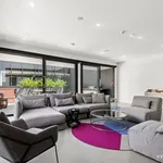 Rent 1 bedroom apartment in Melbourne