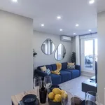 Rent 5 bedroom apartment of 55 m² in Barcelona