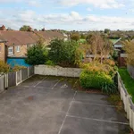 Rent 3 bedroom apartment in South East England