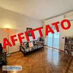 Affitto 2 camera appartamento di 75 m² in Genoa