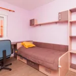 Alquilar 3 dormitorio apartamento en Madrid