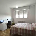 Rent 3 bedroom apartment of 145 m² in ferrara