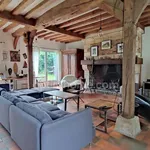 Rent 6 bedroom house of 208 m² in Boissey-le-Châtel