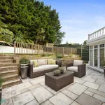 Rent 5 bedroom house in South East England