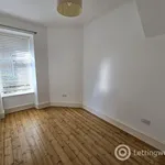 Rent 3 bedroom flat in Aberdeen